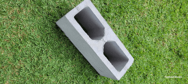 BLOCO 14X19X39 ESTRUTURAL C/ 2 FUROS VAZADO PAREDES 25MM - Preço para retirar na fábrica