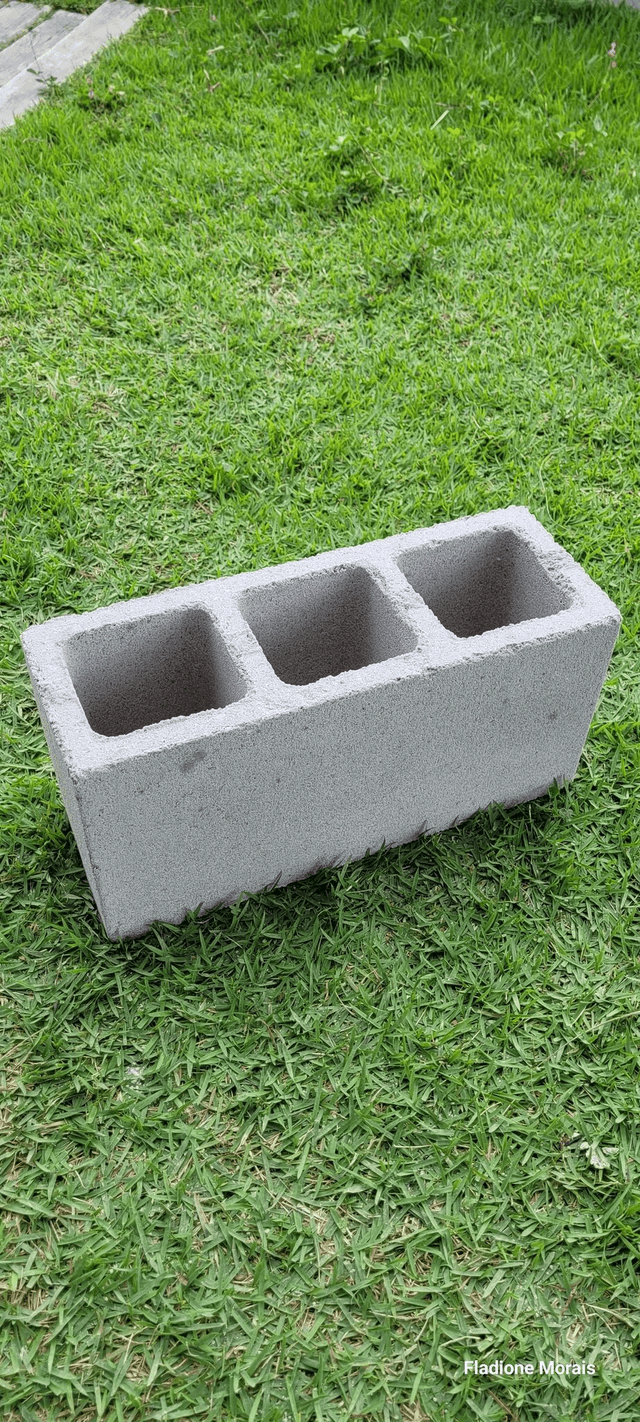 BLOCO 14X19X39 ALVENARIA VEDAÇÃO C/ 3 FUROS C/ FUNDO C/ PAREDES 20MM - Preço para retirar na fábrica